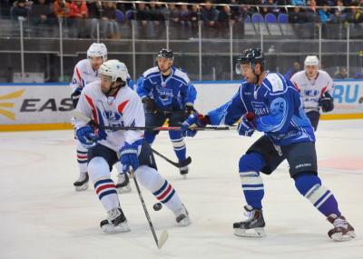 ХК «Рязань» на Рождество выиграл у «Лады»